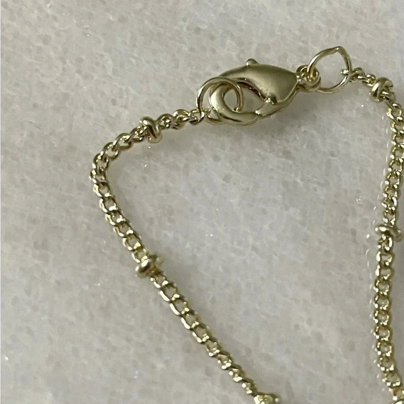 Hexagonal Amethyst Slice Pendant Necklace - Picture 5 of 6